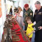 Выставка оружия к 25-летию ОМОН
